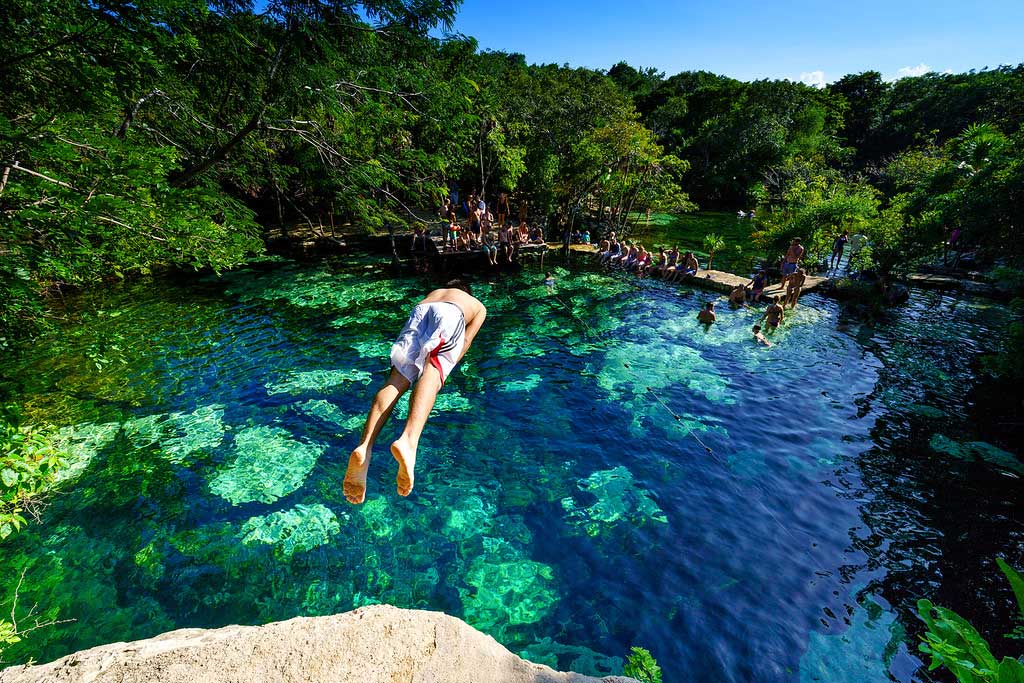 Cenote Azul Riviera Maya