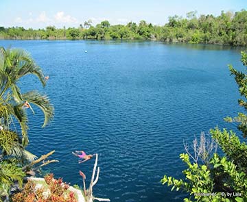 Cenote Azul